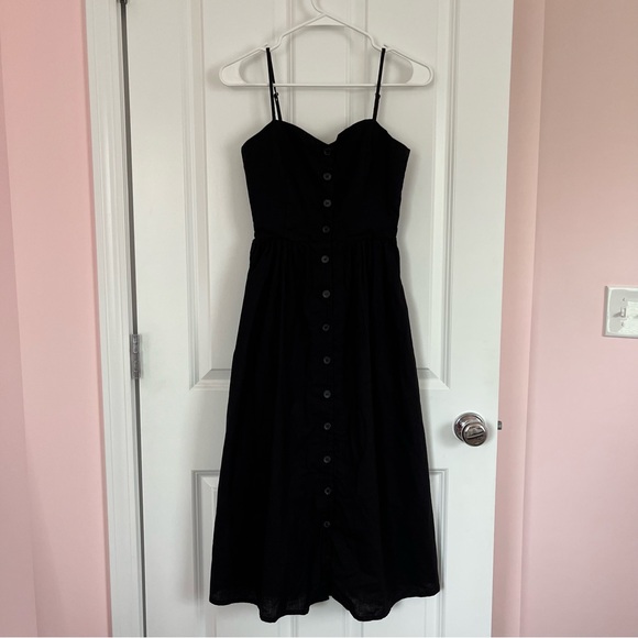 H&M Black Sweetheart Neckline Linen Midi Dress - Picture 2 of 6